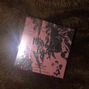 ciaté marbled light blush